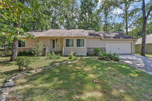 105 Anglewood Drive, Crossville, TN, 38558 | Card Image
