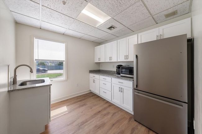 693 E Central St, Home with 0 bedrooms, 0 bathrooms and 38 parking in Franklin MA | Image 23