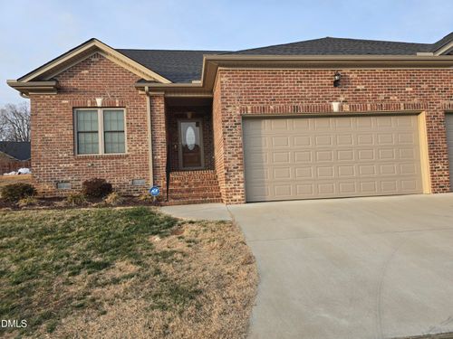 933 Arrowhead Ct, Mebane, NC, 27302 | Card Image