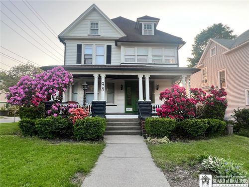 98 Forest Ave, Jamestown, NY, 14701-6606 | Card Image