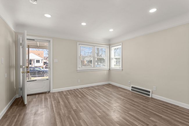 14601 Jonas Ave, House other with 3 bedrooms, 2 bathrooms and null parking in Allen Park MI | Image 4