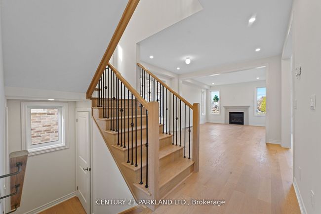 1352 Davis Loop, House other with 3 bedrooms, 3 bathrooms and 1 parking in Lefroy ON | Image 12