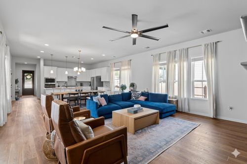 7812 Ella Lee Ln, Austin, TX, 78744-4761 | Card Image