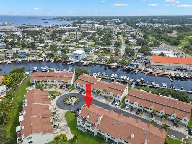 2376 Hanover Dr, Townhouse with 3 bedrooms, 3 bathrooms and null parking in DUNEDIN FL | Image 32
