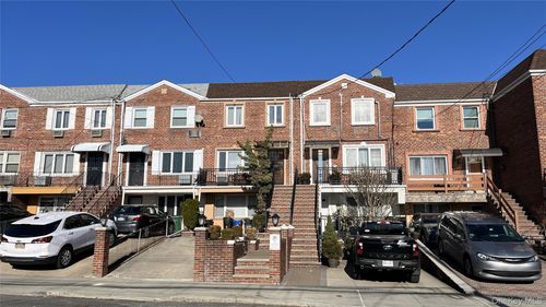 6135 64th Street, New York, NY, 11379 | Card Image