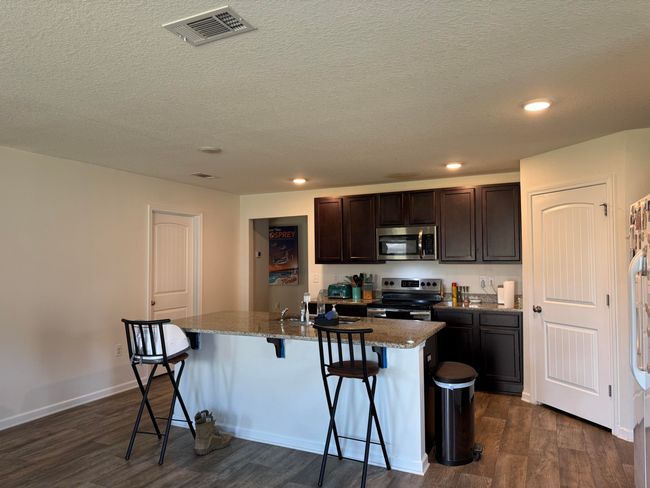 Kitchen Island | Image 4