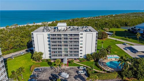 104-5 Bluebill Ave, NAPLES, FL, 34108-1713 | Card Image