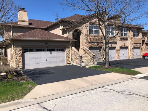 1952-1952 Crenshaw Cir, Vernon Hills, IL, 60061-1243 | Card Image