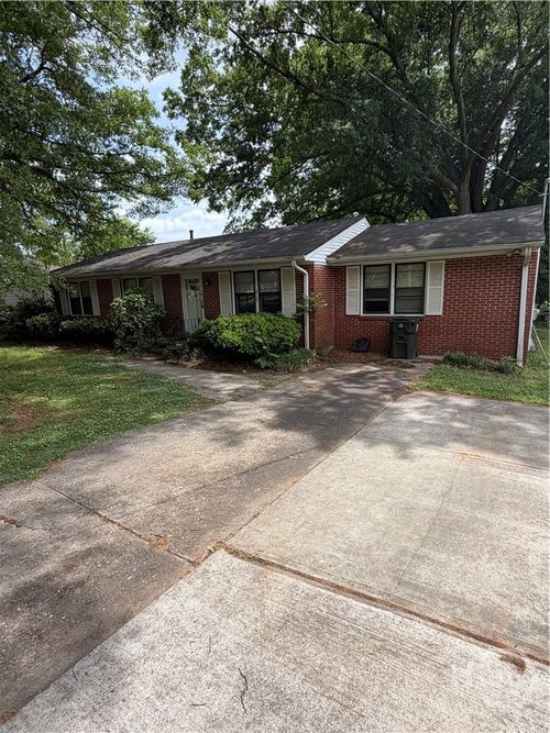 216 E Meadow Drive, Athens, GA,  | Card Image