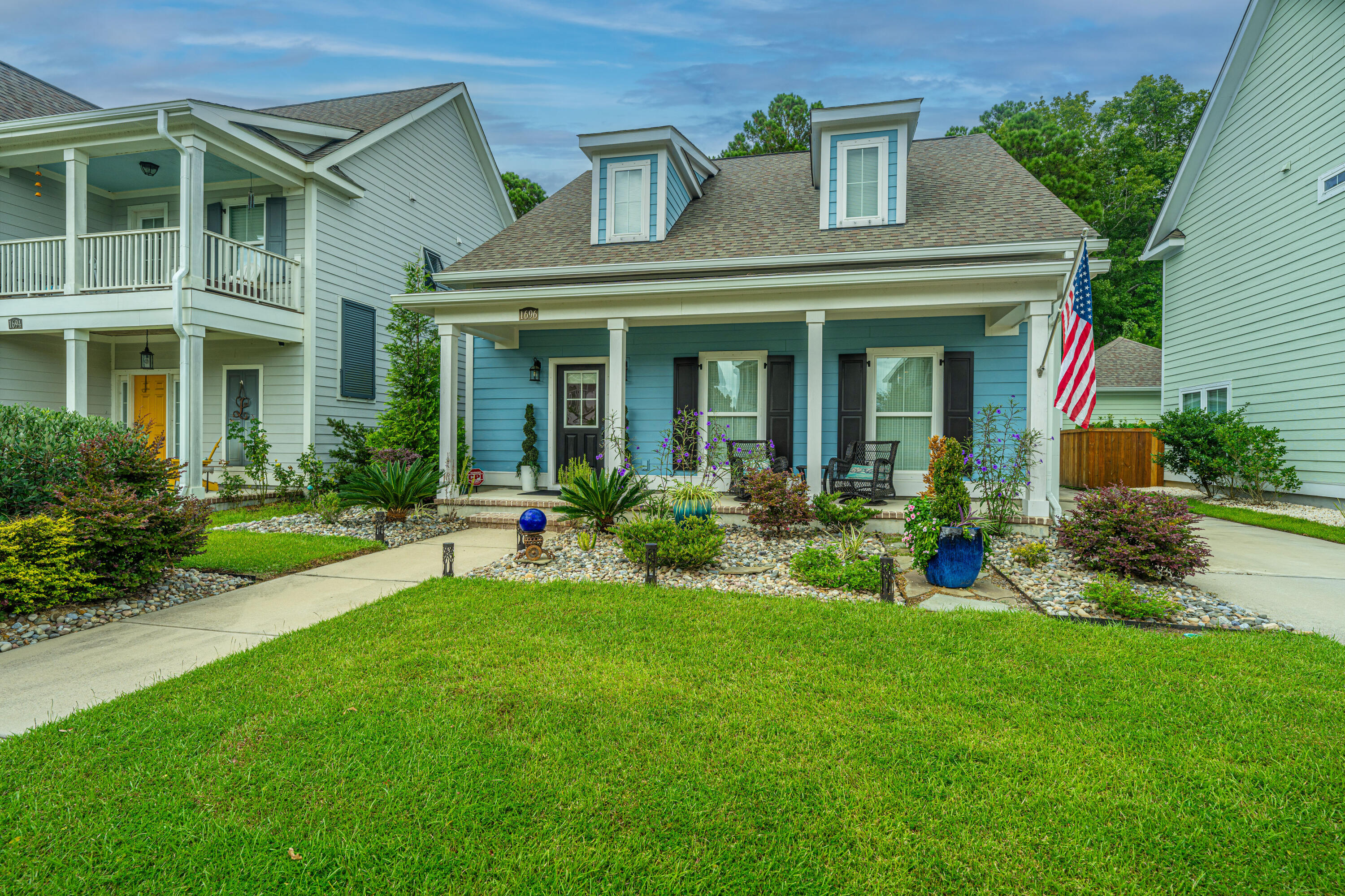 Sparkleberry Ln, Johns Island, SC 29455