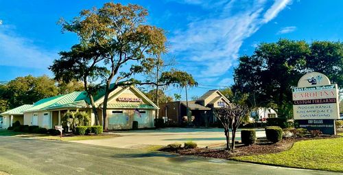 9881 Ocean Hwy, Pawleys Island, SC, 29585-7597 | Card Image