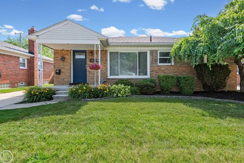 26730 Ursuline St, Saint Clair Shores, MI, 48081-3456 | Card Image
