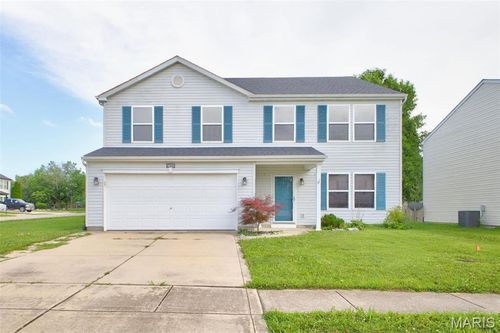 1400 Royal Forest Dr, Mascoutah, IL, 62258-2780 | Card Image