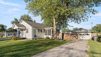 420 N Western Avenue, House other with 2 bedrooms, 1 bathrooms and null parking in Kokomo IN | Image 3