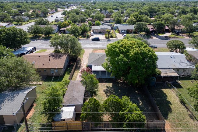Aerial perspective of suburban area | Image 31