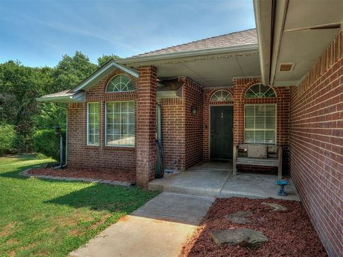 7671 Allspice Run, Norman, OK, 73026 | Card Image