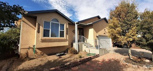 411 S Oak Creek Dr, Pueblo West, CO, 81007-1635 | Card Image