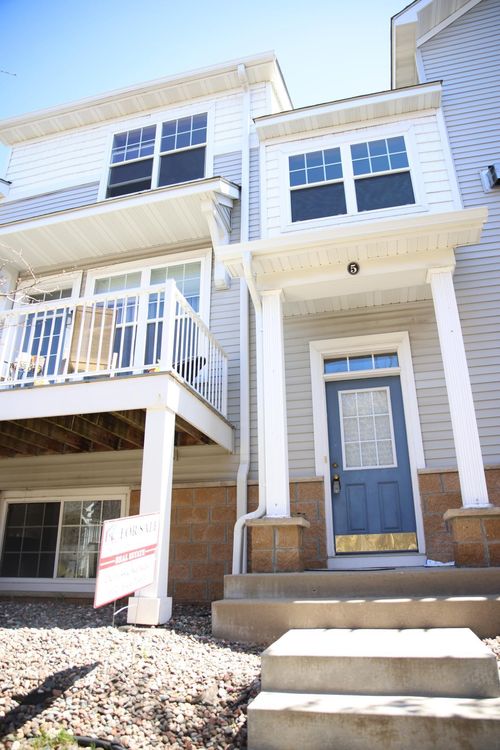unit-5-1675 Village Trl E, Maplewood, MN, 55109-5820 | Card Image