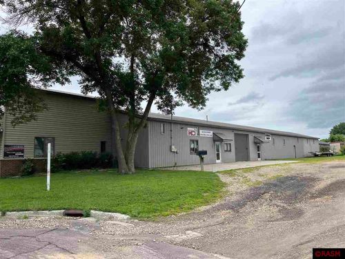 205 W Ruth St, Mankato, MN, 56001-3048 | Card Image