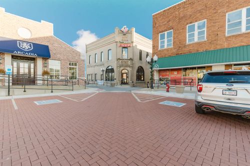 1207 Tower Square Plz, Marion, IL, 62959-2634 | Card Image