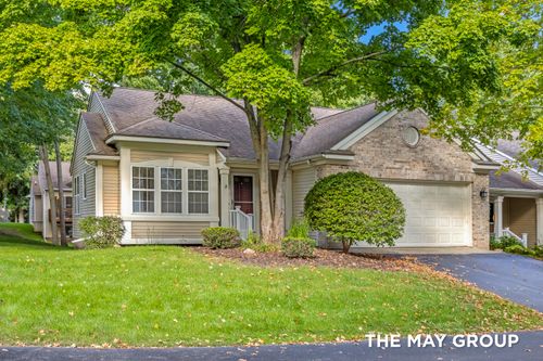 3841 Old Elm Dr Se, Kentwood, MI, 49512-9528 | Card Image