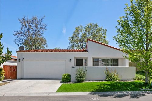 942 Patria Cir, Atascadero, CA, 93422-6892 | Card Image