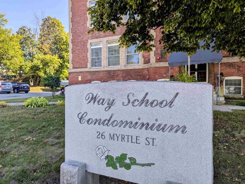 unit-6-26 Myrtle St, Claremont, NH, 03743-2585 | Card Image