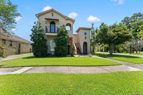10143 Old World Dr, Baton Rouge, LA, 70817 | Card Image