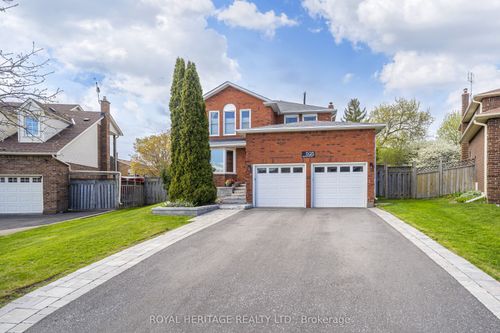 525 Sundown Crescent, Pickering, ON, L1V6A8 | Card Image