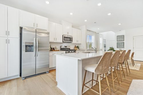 1098 Anmeadle Row, Rosemount, MN, 55068 | Card Image