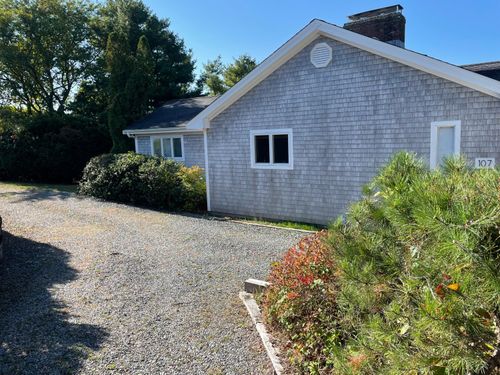 107 Abbey Gate Rd, Cotuit, MA, 02635-3048 | Card Image