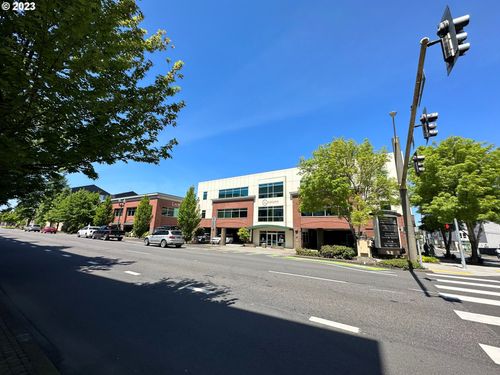 200-314 W 15th St, Vancouver, WA, 98660-2951 | Card Image