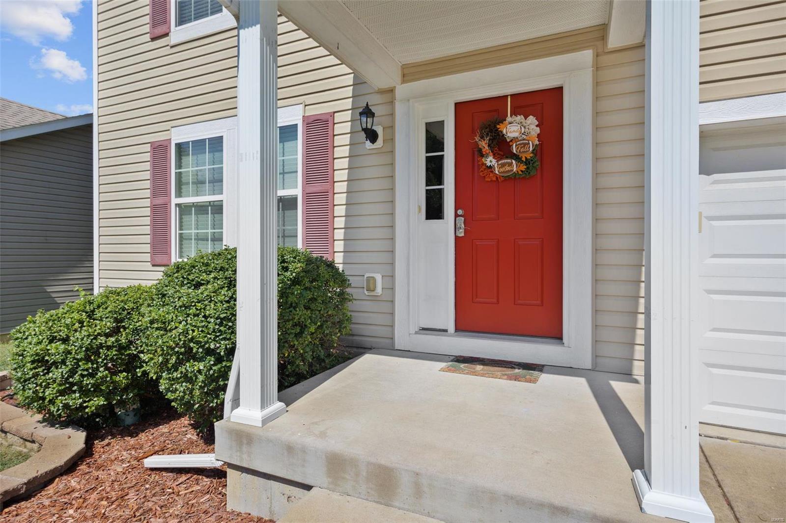 Rockshire Dr, Herculaneum, MO 63048