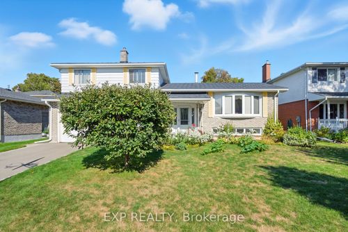 52 Bayview Cres, Cobourg, ON, K9A4C6 | Card Image