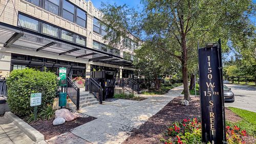 238-1150 W 15th St, Chicago, IL, 60608-3688 | Card Image