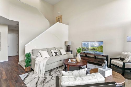 7 Genoa, Laguna Niguel, CA, 92677-8933 | Card Image
