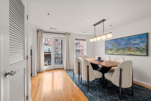 apt-f-17 Henley St, Boston, MA, 02129-3838 | Card Image