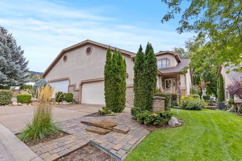 22 Hillsborough Dr, Pleasant View, UT, 84414-2271 | Card Image