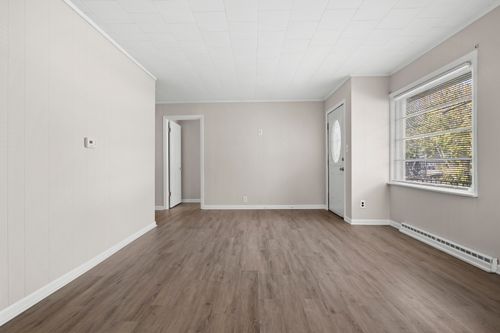 233 Wildwood Dr, Round Lake Beach, IL, 60073-2040 | Card Image