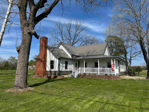 20304 Highway 5, Mountain View, AR, 72560-8357 | Card Image