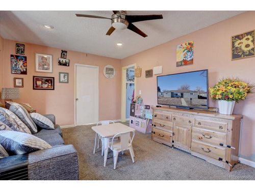 775 Victor St, Aurora, CO, 80011-6601 | Card Image