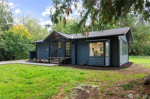 940 Hoppy Trail Way, Camano Island, WA, 98282-6574 | Card Image