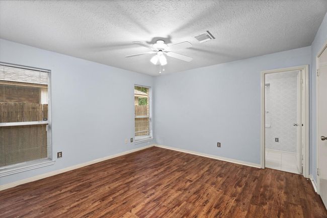 5211 Pimberton Ln, House other with 3 bedrooms, 2 bathrooms and 2 parking in Spring TX | Image 10