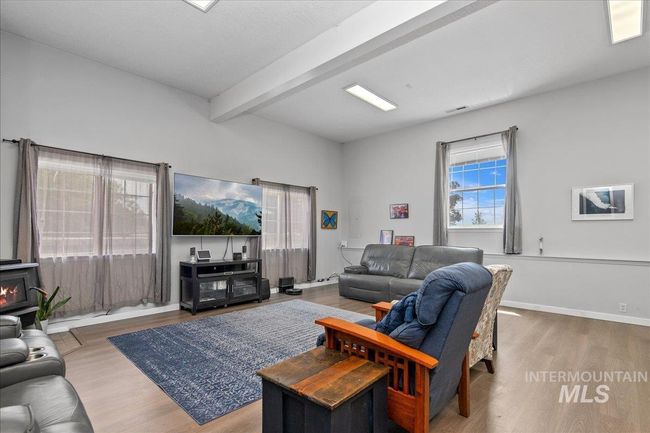 378 E Black Canyon Hwy, House other with 5 bedrooms, 2 bathrooms and null parking in Emmett ID | Image 19