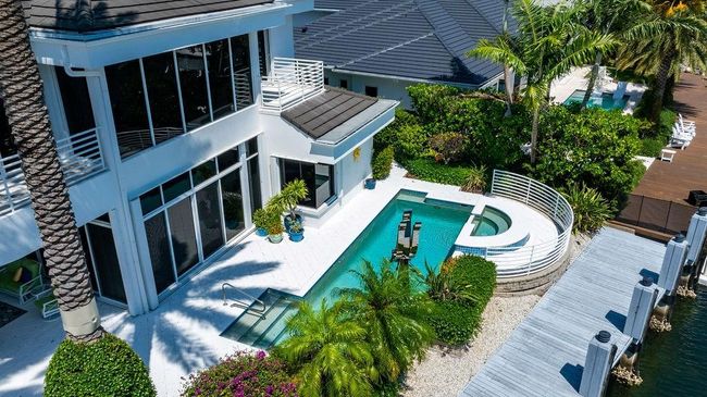 2551 Ne 31 St Ct, House other with 4 bedrooms, 6 bathrooms and null parking in Lighthouse Point FL | Image 73
