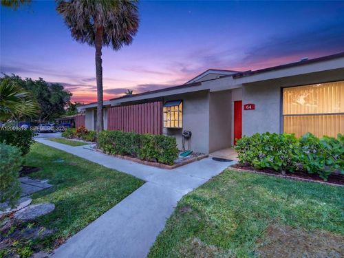64 Meadows Dr, Boynton Beach, FL, 33436 | Card Image