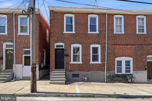 644 E Moore St, NORRISTOWN, PA, 19401-5141 | Card Image