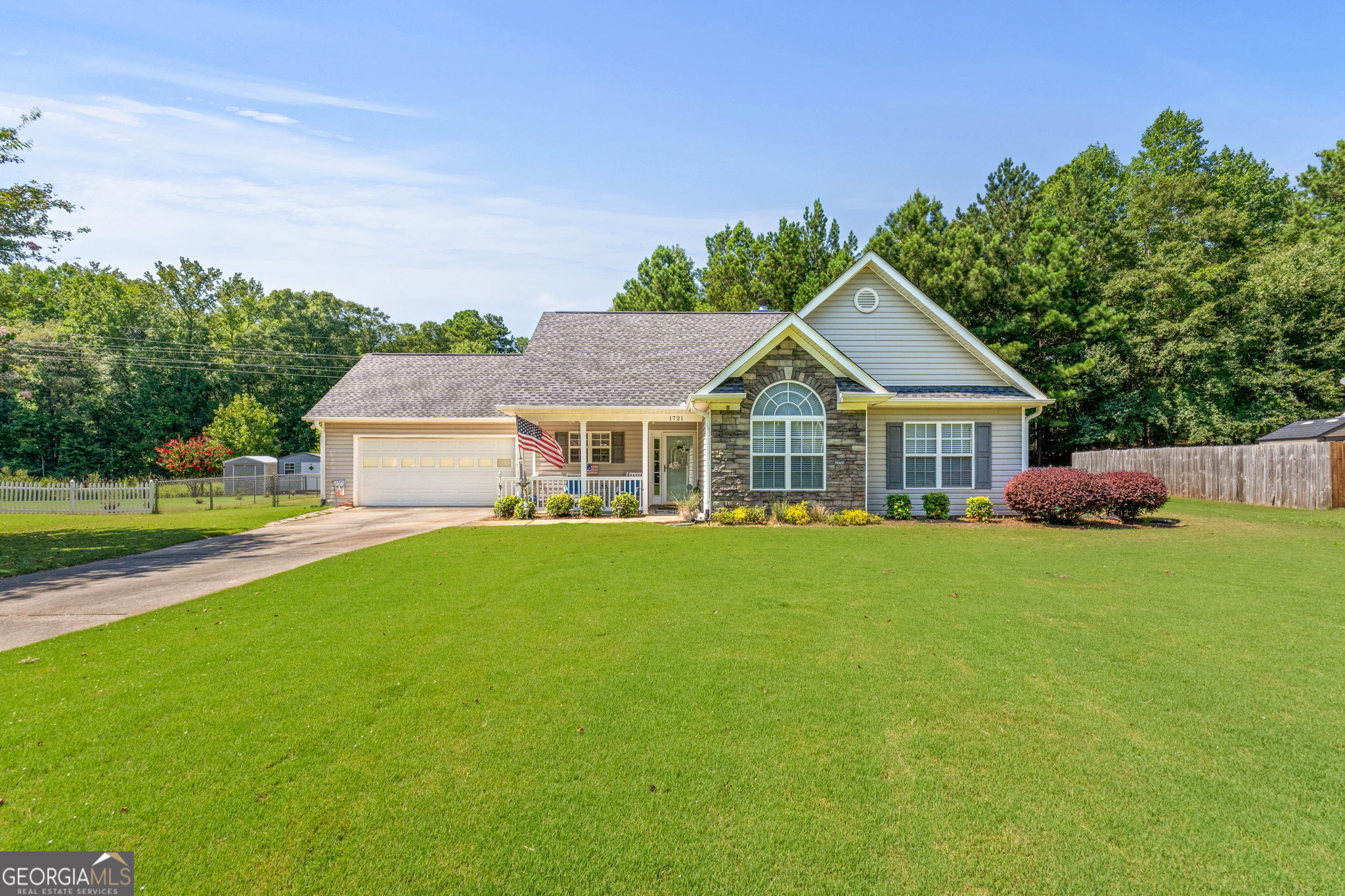 Honeybee Creek Dr, Griffin, GA 30224
