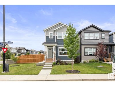 8104 226 St Nw, House other with 4 bedrooms, 4 bathrooms and null parking in Edmonton AB | Image 1