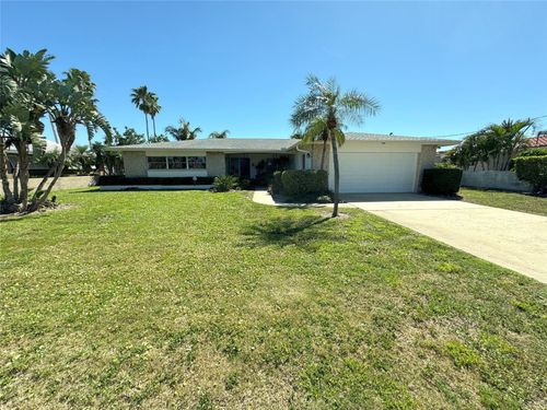 228 Howard Dr, BELLEAIR BEACH, FL, 33786-3534 | Card Image